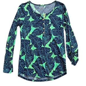 Lilly Pulitzer Under the palms green Henley Pima cotton top size small.​like new
